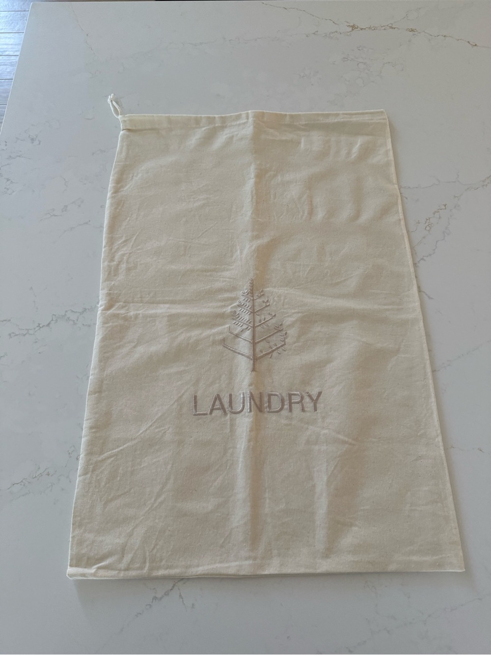 Four Seasons Cream Laundry Drawstring Bag